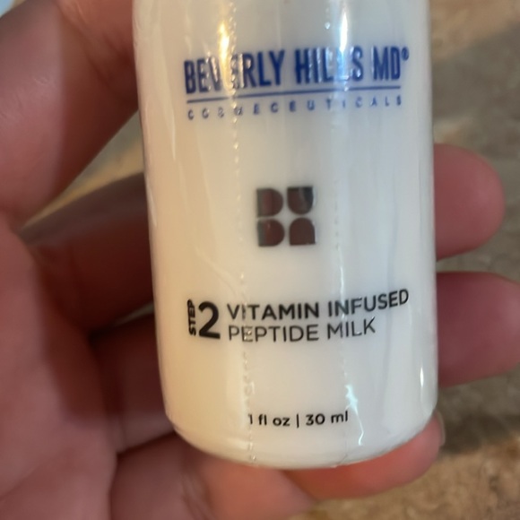 Beverly hills MD step 1 multi acid peel pads & peptide milk - Picture 5 of 6